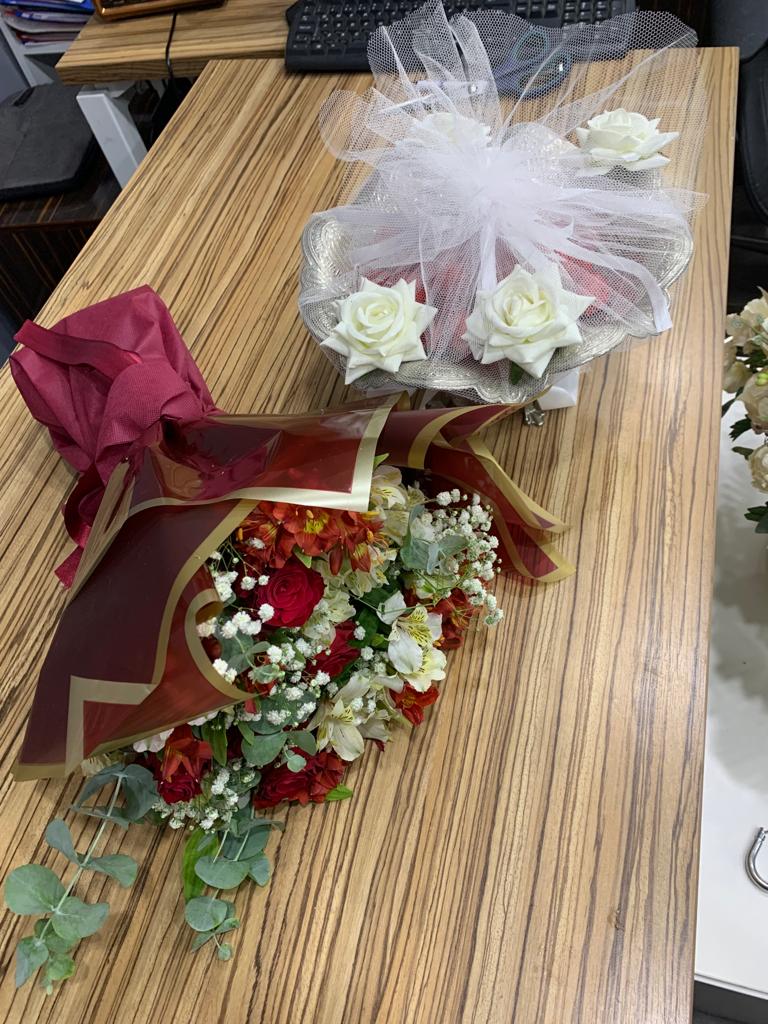 Kız İsteme Kırmızı Gül Buketi Arajman