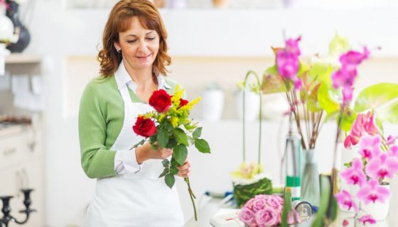 Düğün Masası Çiçek Dekorasyonu